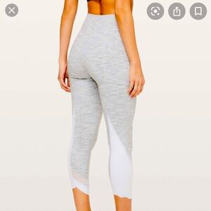 Lululemon Scalled Full on Luon Crops
